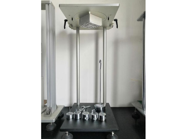 插座拔出力實(shí)驗裝置